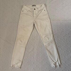 Abercrombie & Fitch Cream High-Rise Skinny Jeans